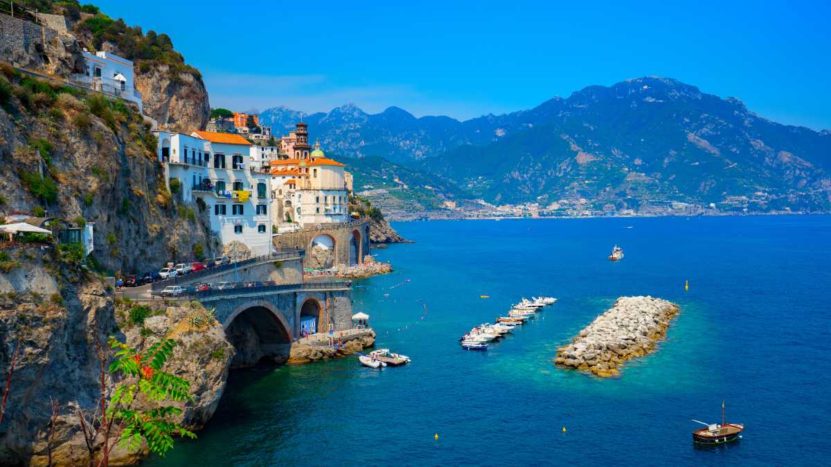 Ferry da Amalfi a Salerno: orari, prezzi e consigli per il 2026